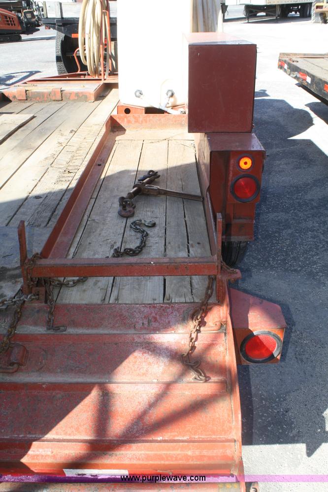 image for item B6606 2005 Ditch Witch 1220 Mach I directional drill with mud mixer and trailer