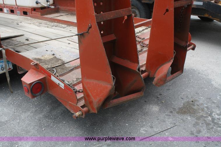 image for item B6606 2005 Ditch Witch 1220 Mach I directional drill with mud mixer and trailer