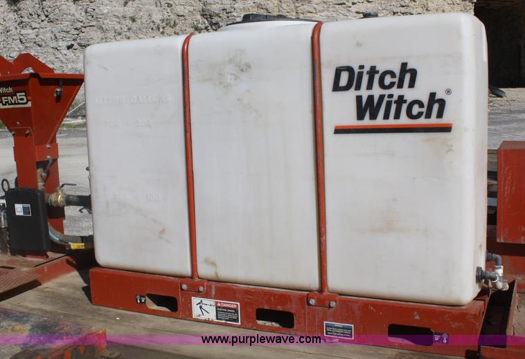 image for item B6606 2005 Ditch Witch 1220 Mach I directional drill with mud mixer and trailer
