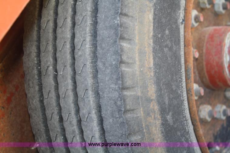 image for item B6606 2005 Ditch Witch 1220 Mach I directional drill with mud mixer and trailer