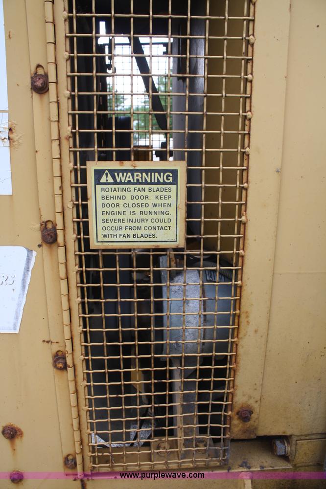 image for item B6624 1975 Caterpillar 120G articulating motor grader