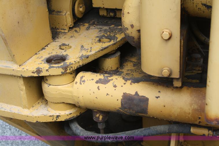 image for item B6624 1975 Caterpillar 120G articulating motor grader