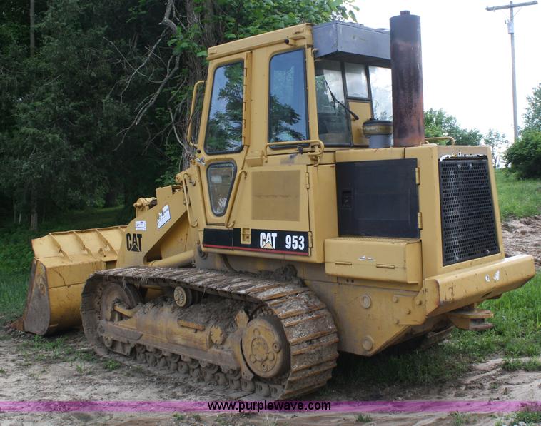 image for item B6722 1990 Caterpillar 953 track loader