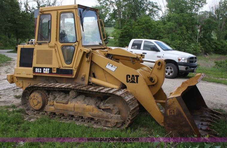 image for item B6722 1990 Caterpillar 953 track loader