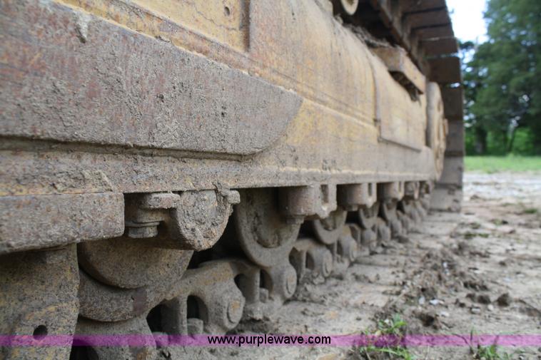 image for item B6722 1990 Caterpillar 953 track loader