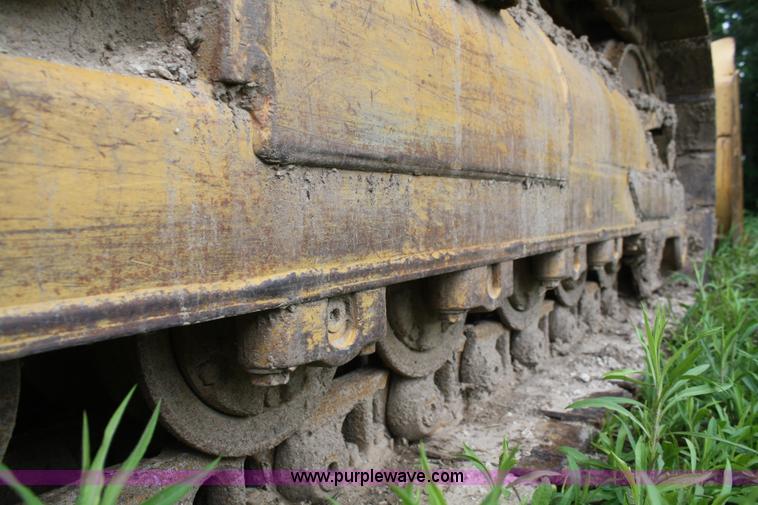 image for item B6722 1990 Caterpillar 953 track loader