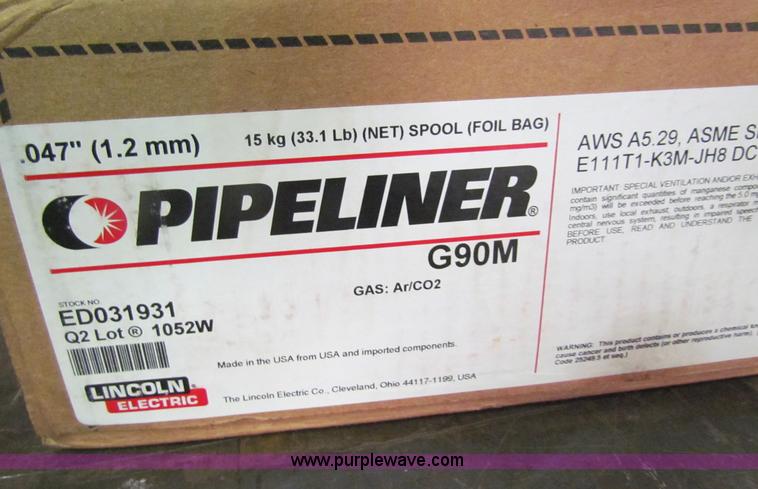 image for item B7235 104' 250,000 lbs hook load Derrick