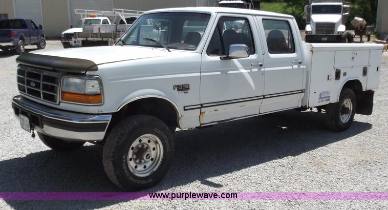 image for item C2047 1997 Ford F350 service truck