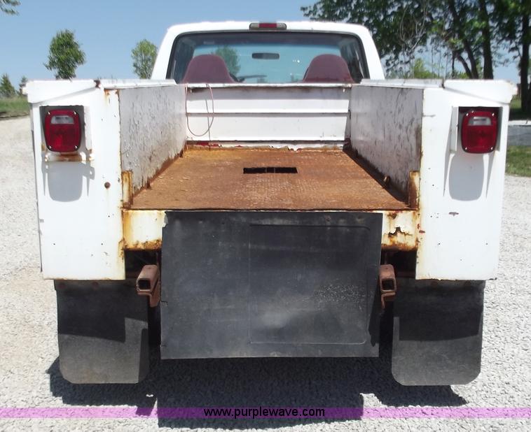 image for item C2047 1997 Ford F350 service truck