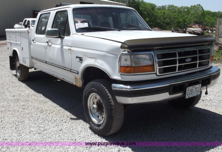 image for item C2047 1997 Ford F350 service truck