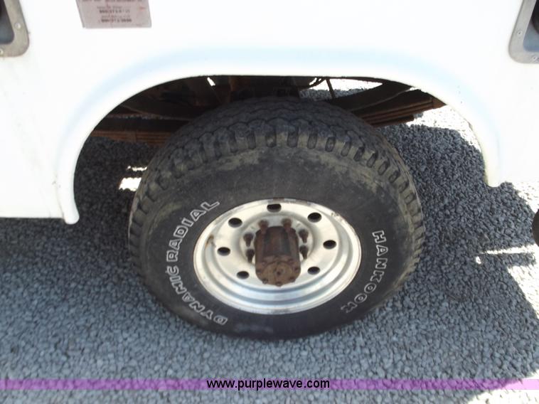 image for item C2047 1997 Ford F350 service truck
