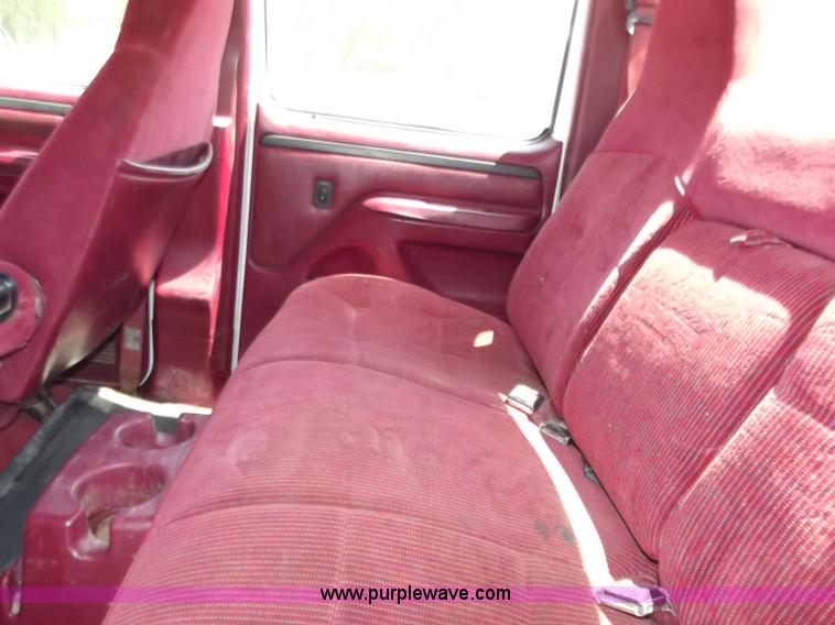 image for item C2047 1997 Ford F350 service truck