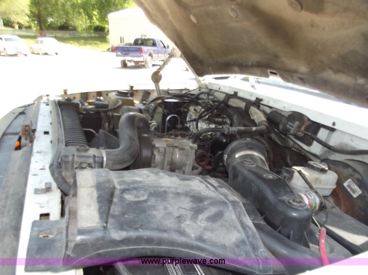 image for item C2047 1997 Ford F350 service truck