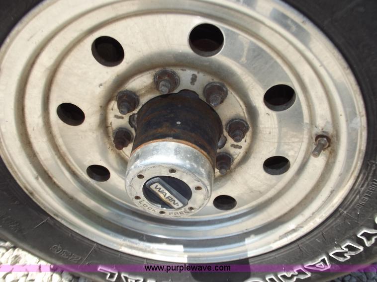 image for item C2047 1997 Ford F350 service truck