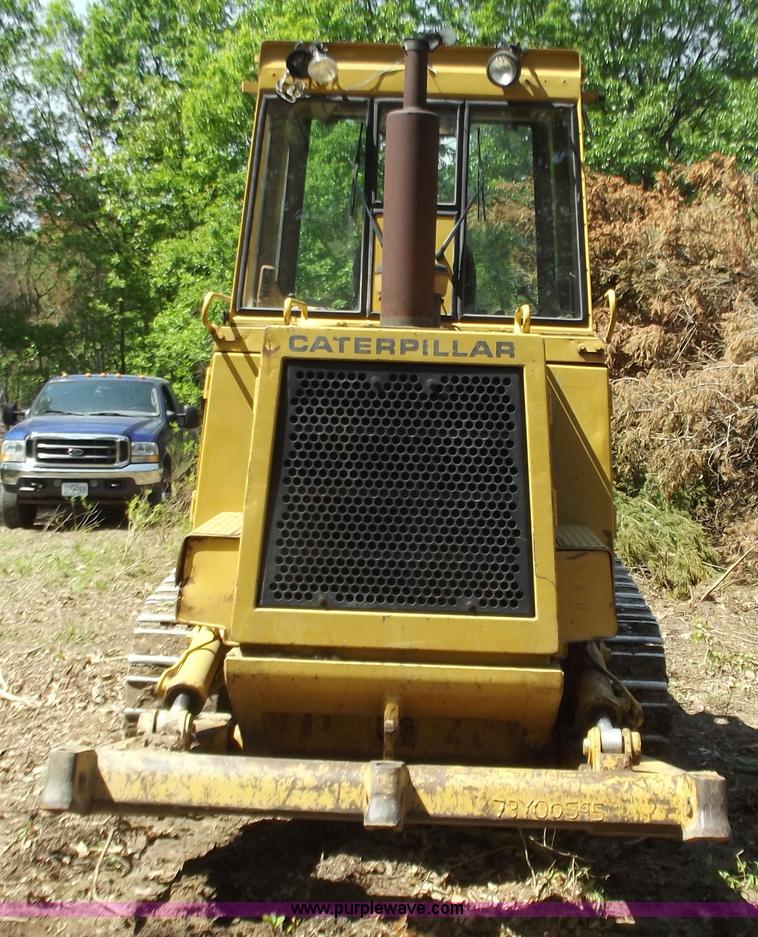 image for item C2071 1987 Caterpillar 943 track loader