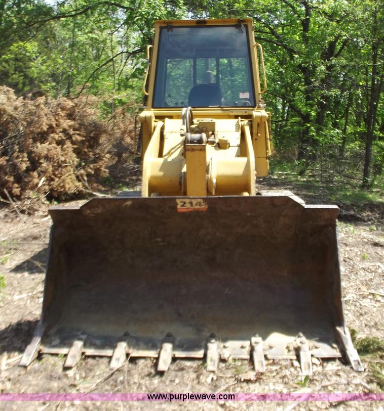 image for item C2071 1987 Caterpillar 943 track loader