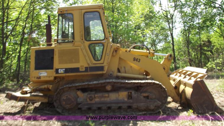 image for item C2071 1987 Caterpillar 943 track loader