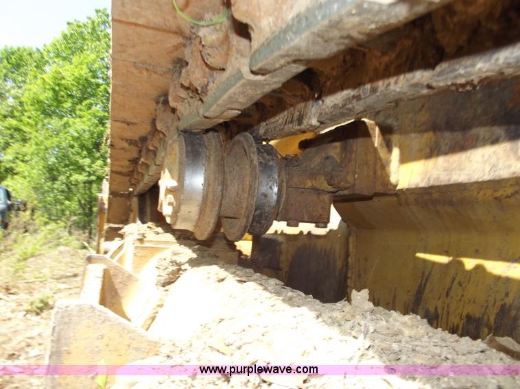 image for item C2071 1987 Caterpillar 943 track loader