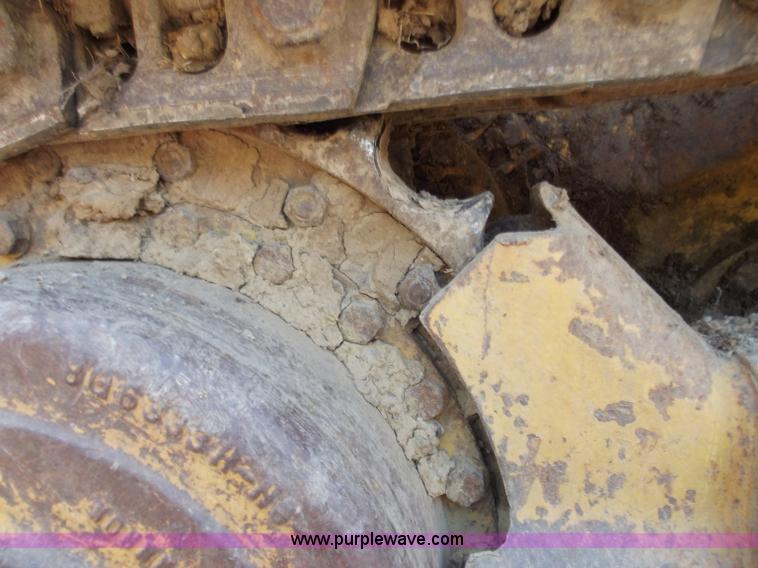 image for item C2071 1987 Caterpillar 943 track loader