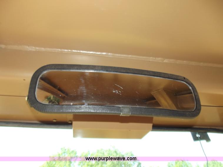 image for item C2071 1987 Caterpillar 943 track loader