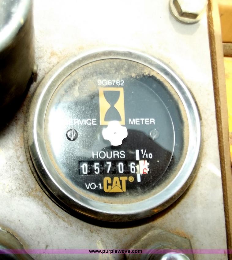 image for item C2071 1987 Caterpillar 943 track loader