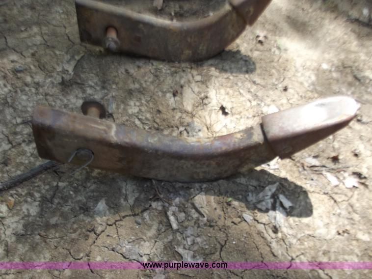 image for item C2071 1987 Caterpillar 943 track loader