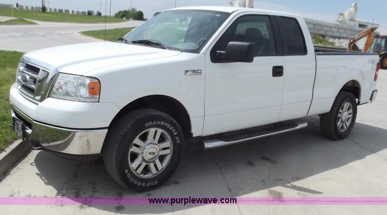 image for item C2076 2008 Ford F150 XLT SuperCab pickup truck