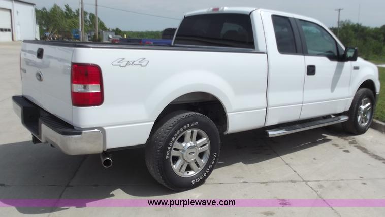 image for item C2076 2008 Ford F150 XLT SuperCab pickup truck