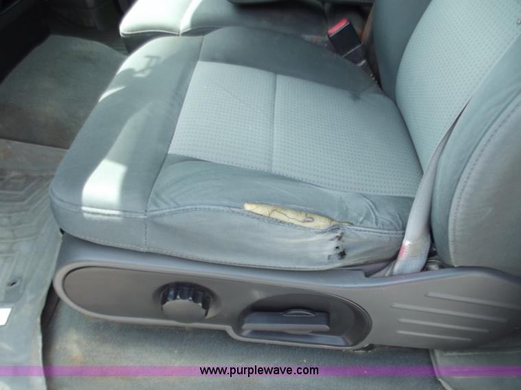 image for item C2076 2008 Ford F150 XLT SuperCab pickup truck