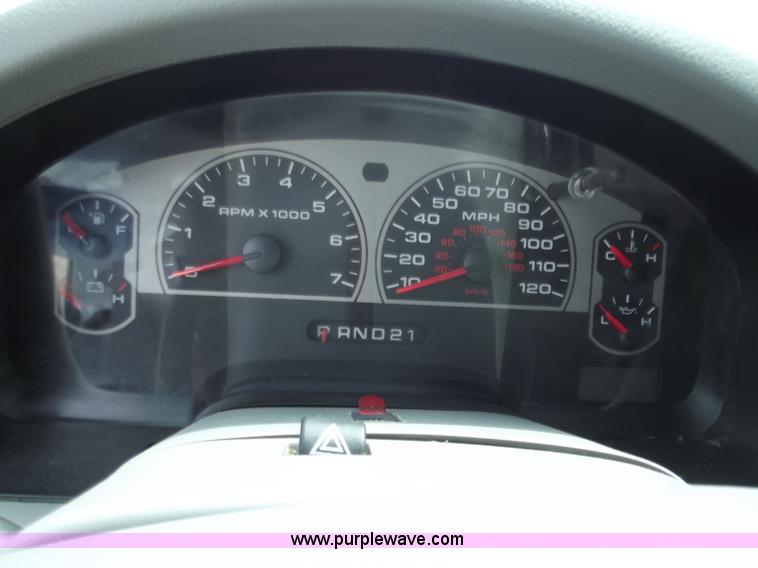 image for item C2076 2008 Ford F150 XLT SuperCab pickup truck