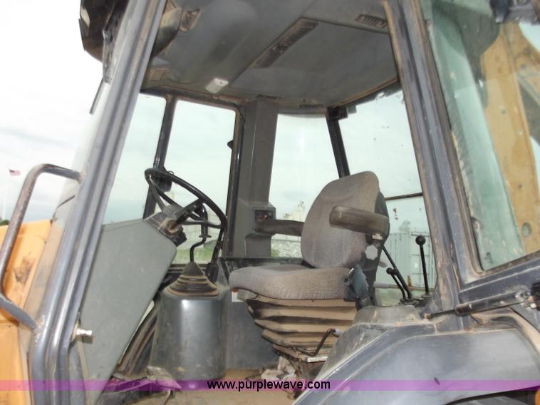 image for item C2079 2000 Case 580 Super L backhoe