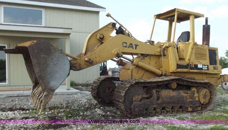 image for item C2114 Caterpillar 963 track loader
