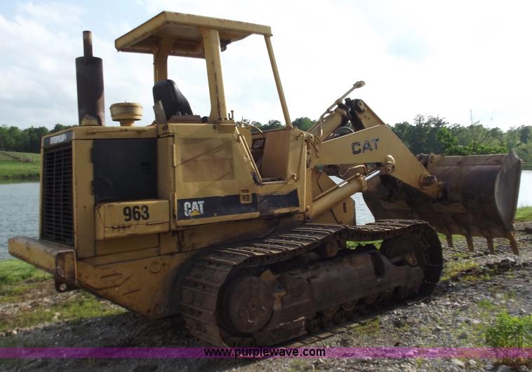 image for item C2114 Caterpillar 963 track loader