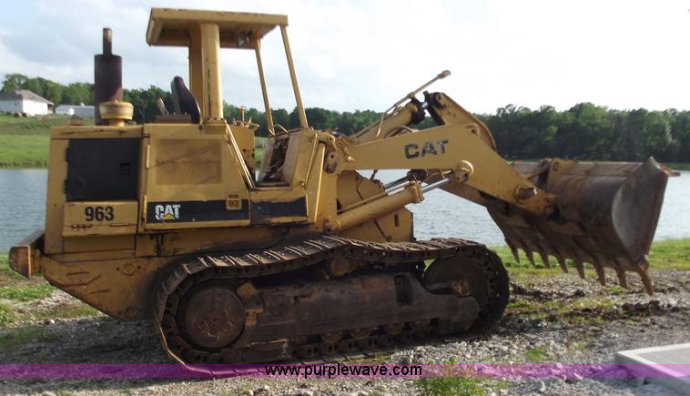 image for item C2114 Caterpillar 963 track loader