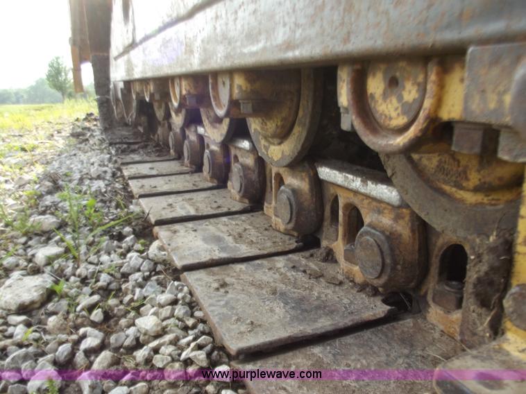 image for item C2114 Caterpillar 963 track loader