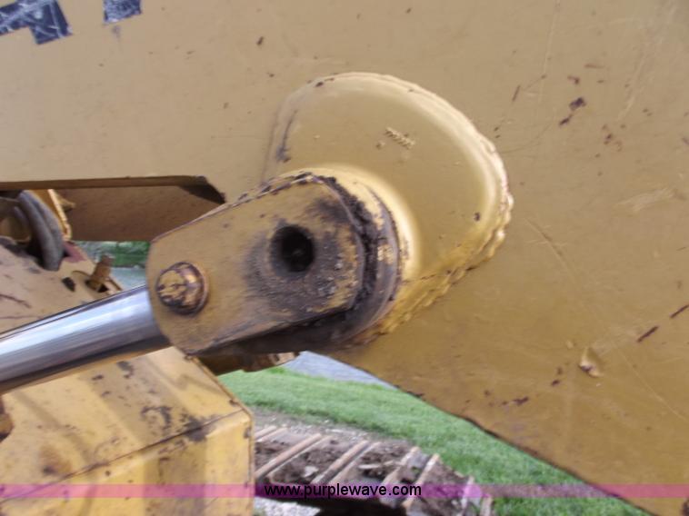 image for item C2114 Caterpillar 963 track loader