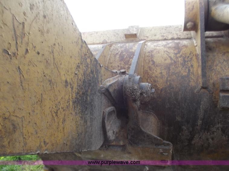 image for item C2114 Caterpillar 963 track loader