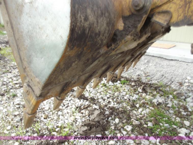 image for item C2114 Caterpillar 963 track loader