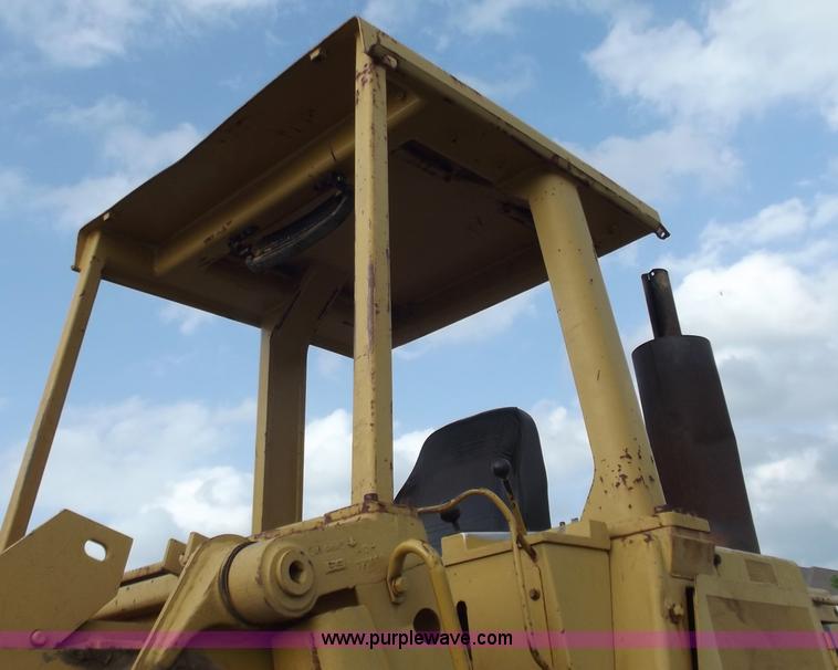 image for item C2114 Caterpillar 963 track loader