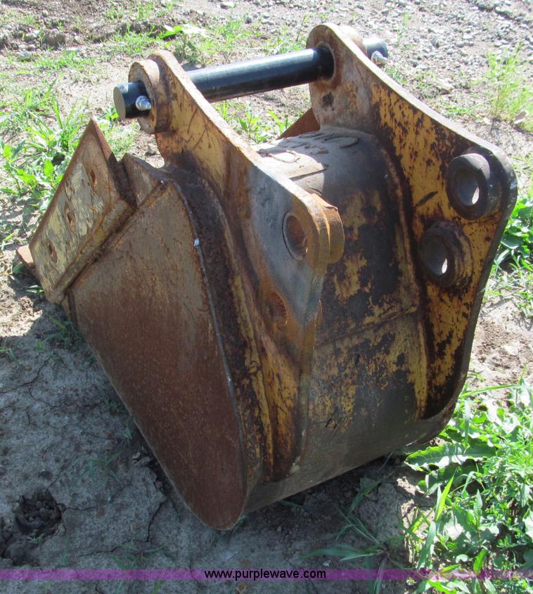 image for item C2119 18" Case 580 backhoe bucket