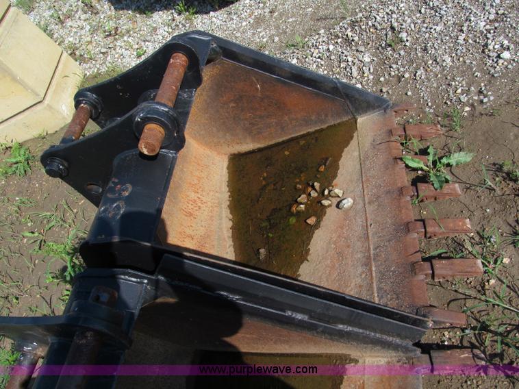 image for item C2120 (3) buckets that fit Caterpillar 420D backhoe