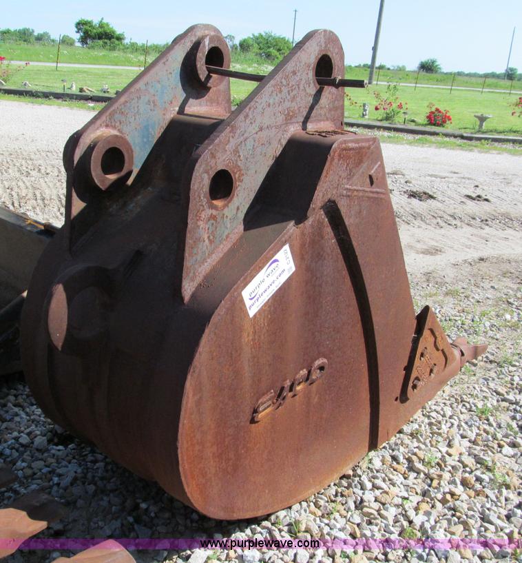 image for item C2122 ESCO 34" bucket
