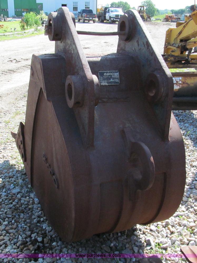 image for item C2122 ESCO 34" bucket