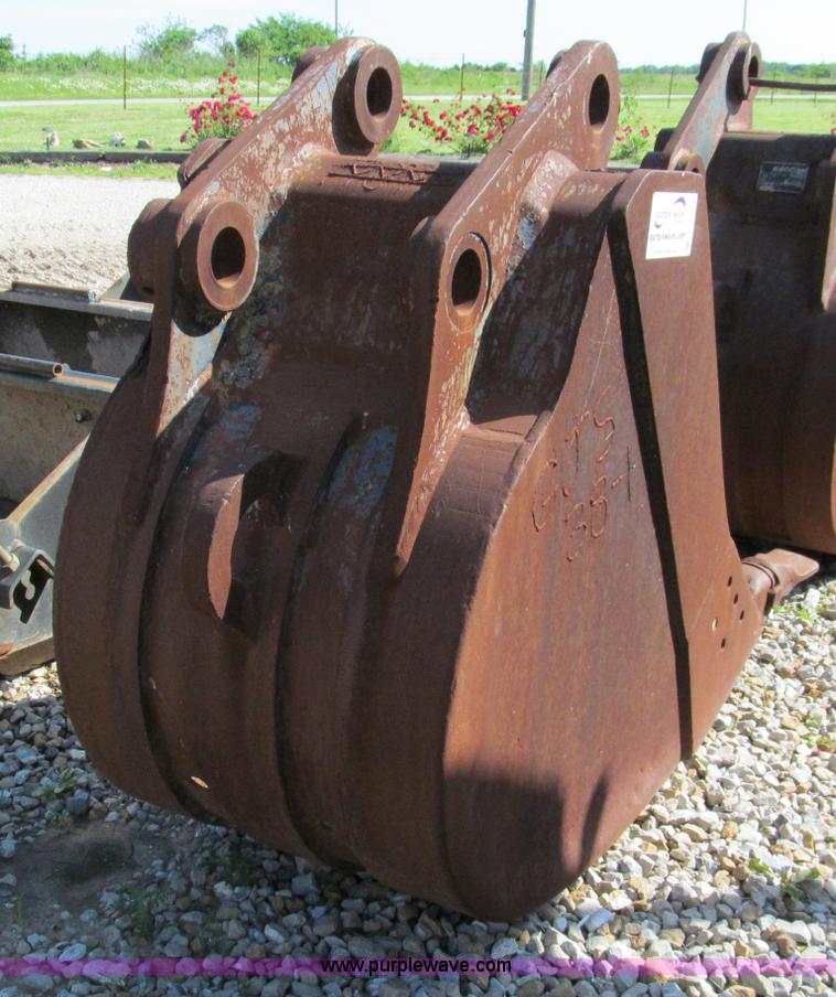 image for item C2123 32" bucket