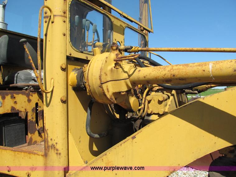 image for item C2129 Galion 118 motor grader