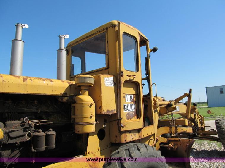 image for item C2129 Galion 118 motor grader