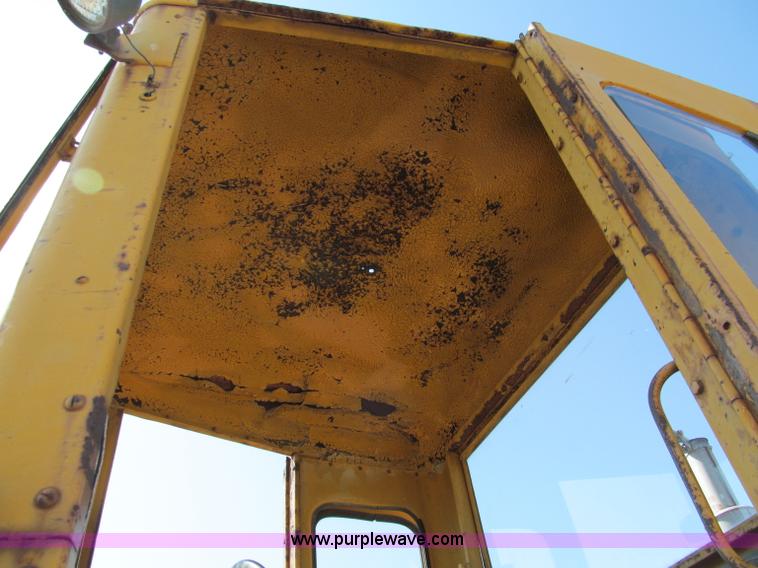 image for item C2129 Galion 118 motor grader