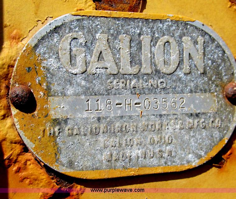 image for item C2129 Galion 118 motor grader