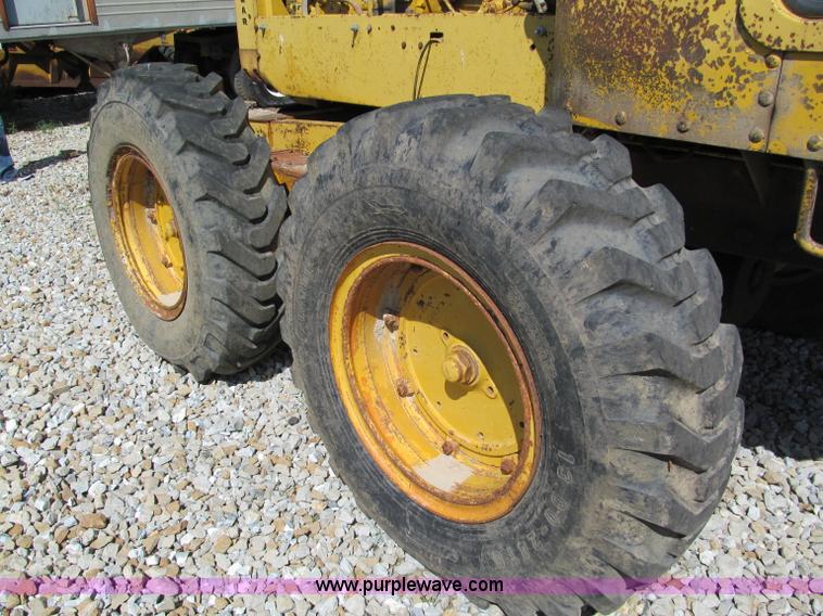 image for item C2130 Caterpillar 12 motor grader