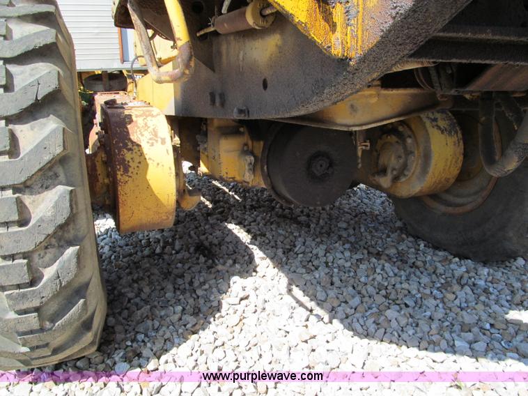 image for item C2130 Caterpillar 12 motor grader
